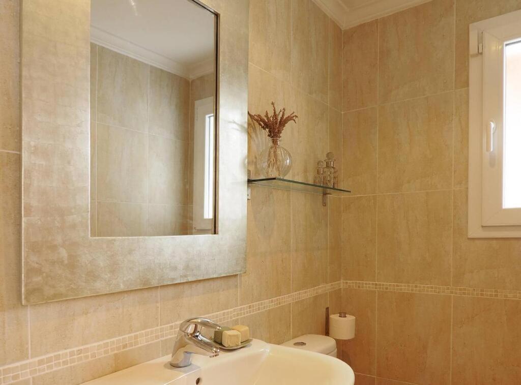 Villa Con Piscina Privada カルプ エクステリア 写真