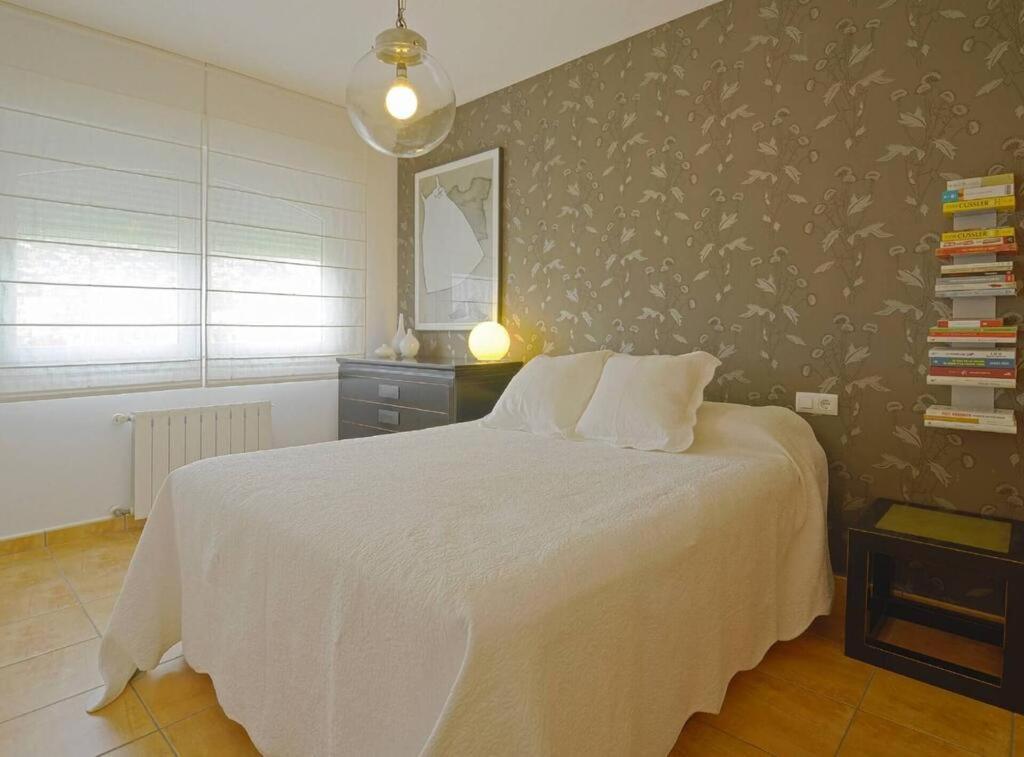 Villa Con Piscina Privada カルプ エクステリア 写真